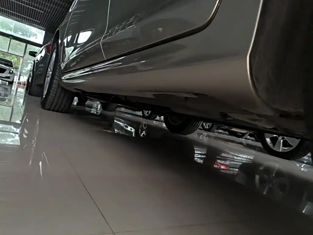 Volvo XC60 2015 — фото 22