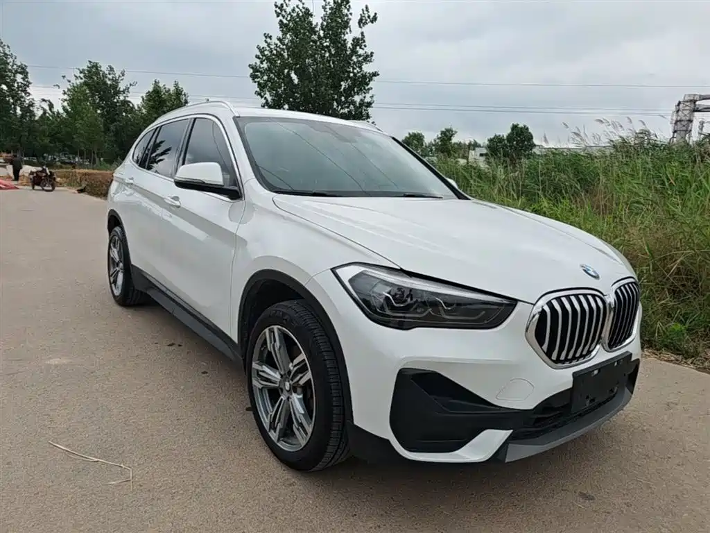 BMW X1 2020 — фото 4