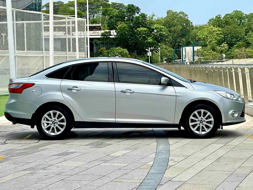 Ford Focus 2012