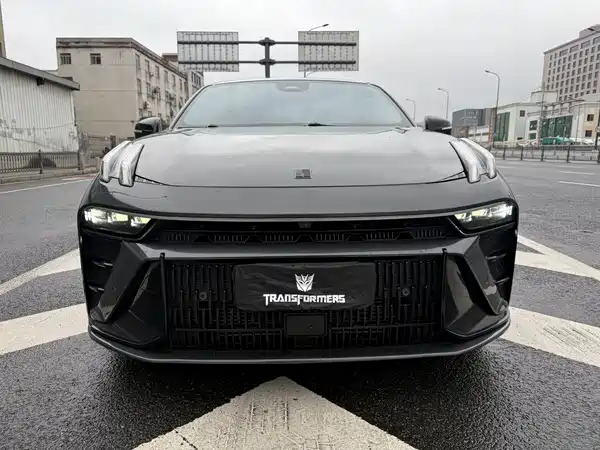 Lynk & Co 03 2023