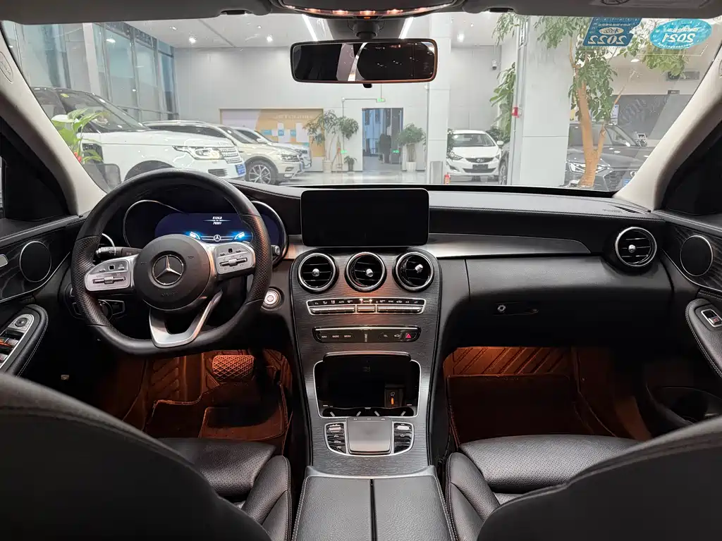 Mercedes-Benz C-Class 2020 — фото 14