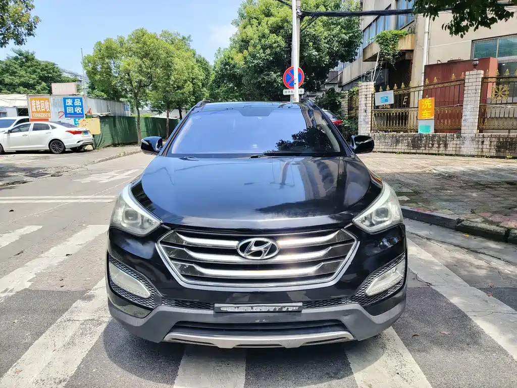 Hyundai Santa Fe 2013