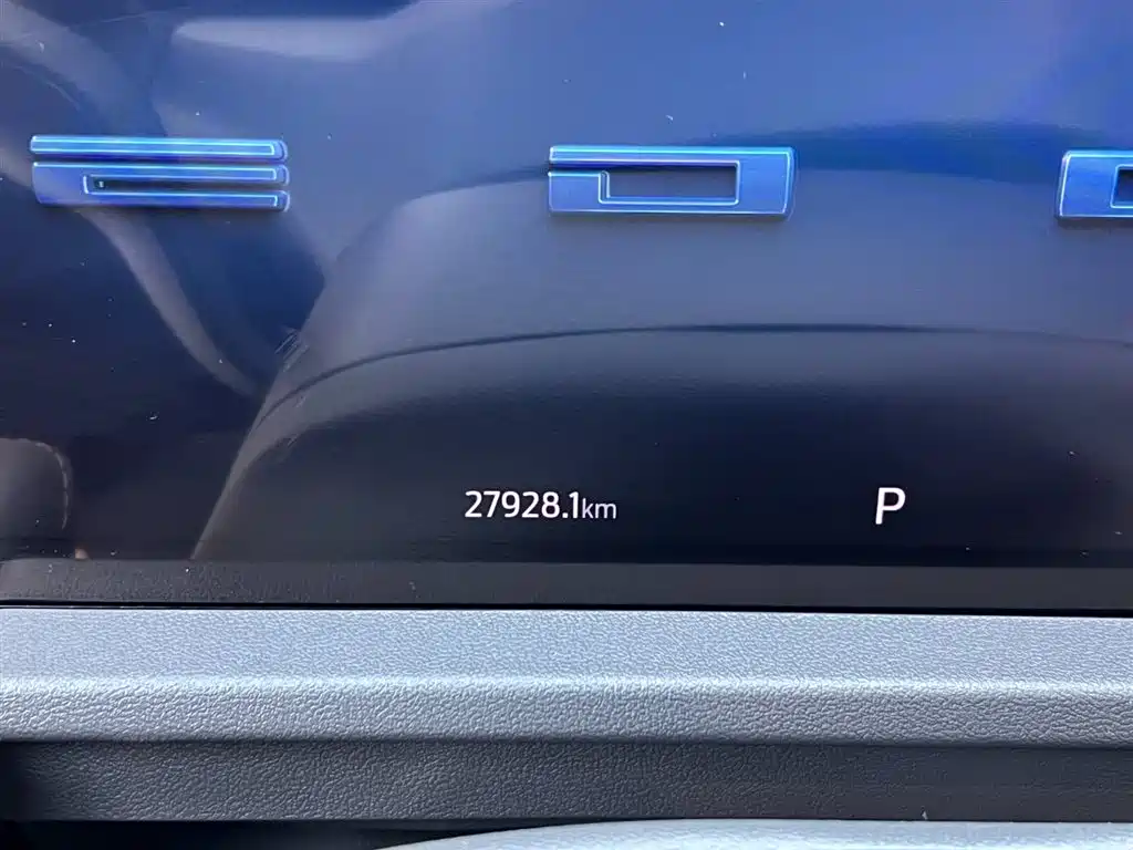Ford Edge 2023 — фото 14