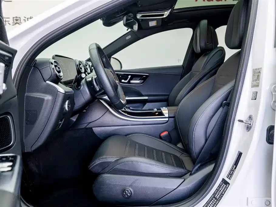 Mercedes-Benz C-Class 2022 — фото 10