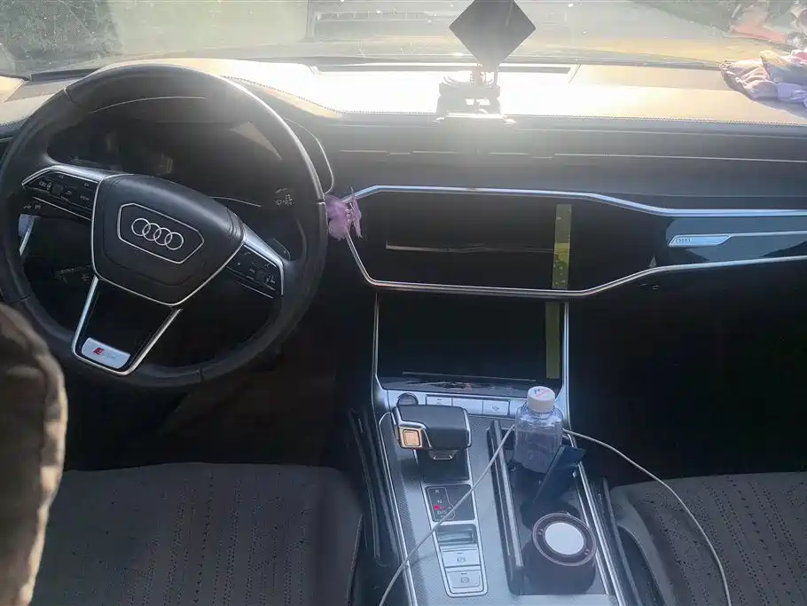 Audi A6L 2023 — фото 12