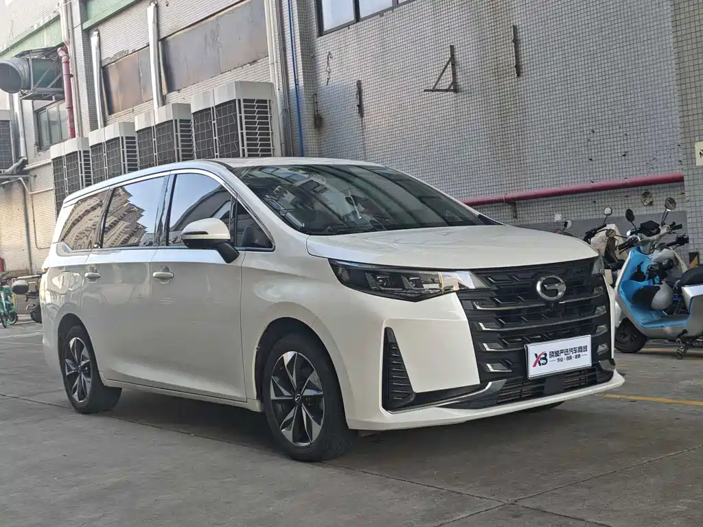 GAC Motor Trumpchi M6 2021 — фото 3