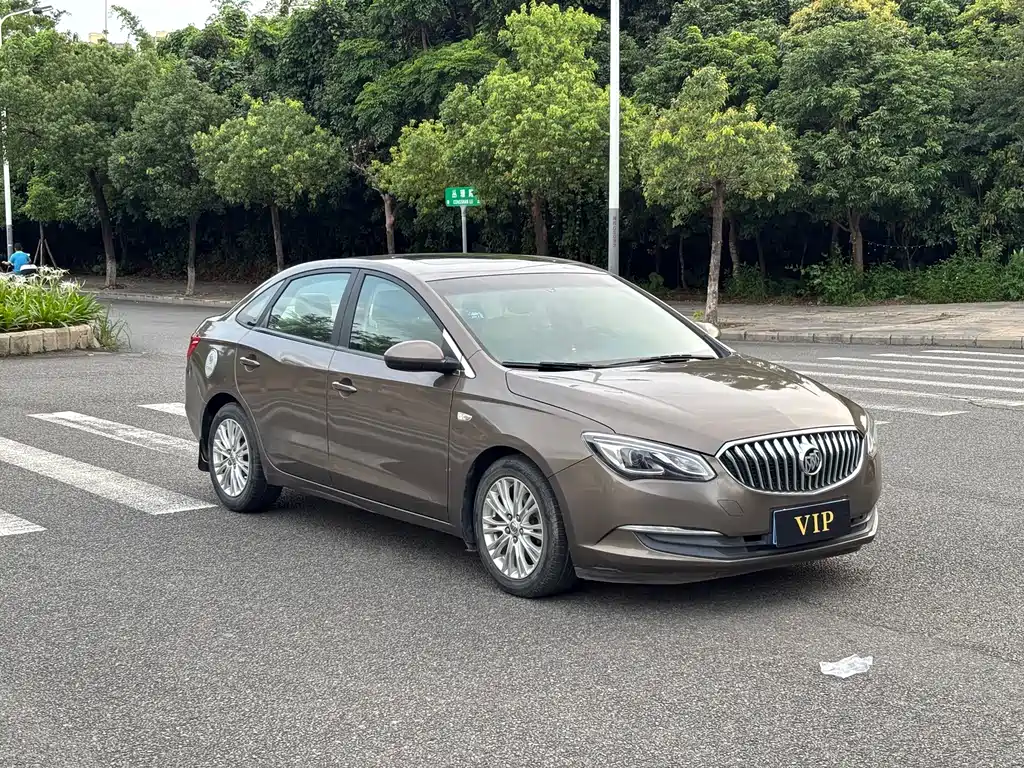 Buick Excelle 2016 — фото 3