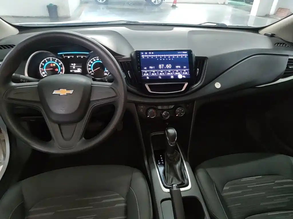 Chevrolet Cavalier 2019 — фото 13