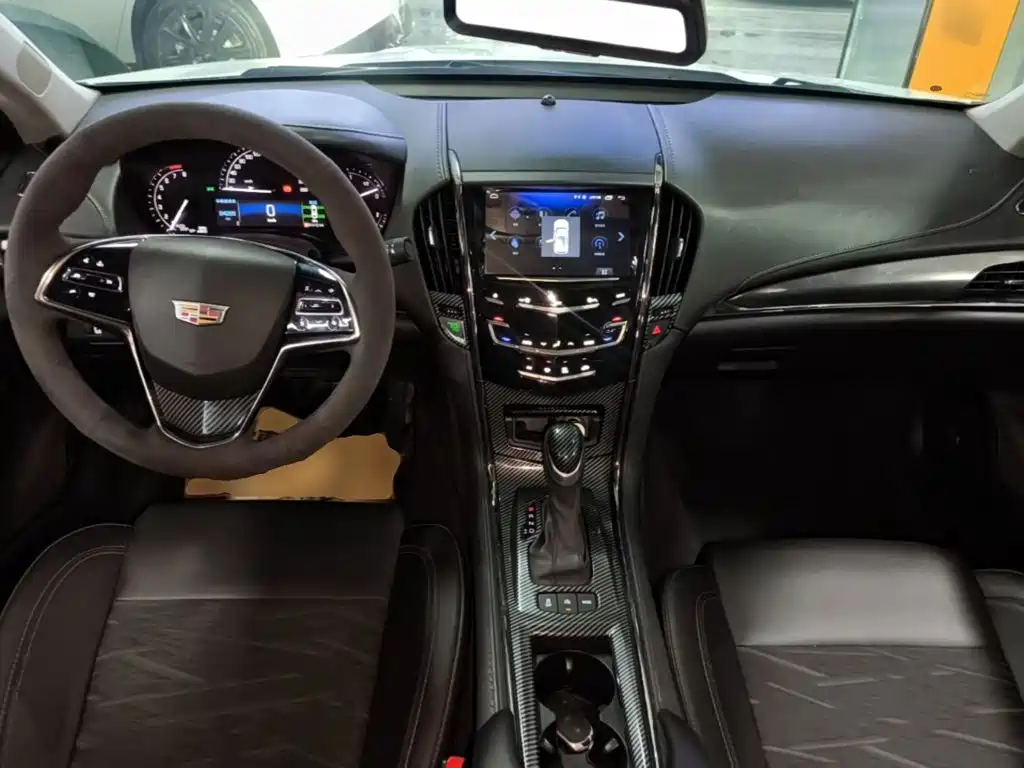 Cadillac ATS-L 2018 — фото 10