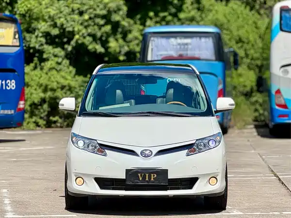 Toyota Previa 2012