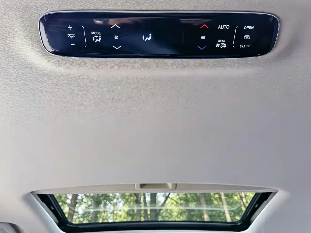 Honda Odyssey 2019 — фото 18