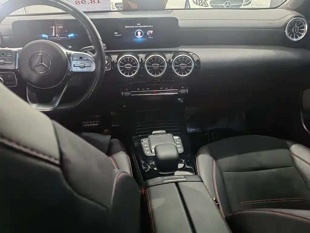 Mercedes-Benz CLA 2023