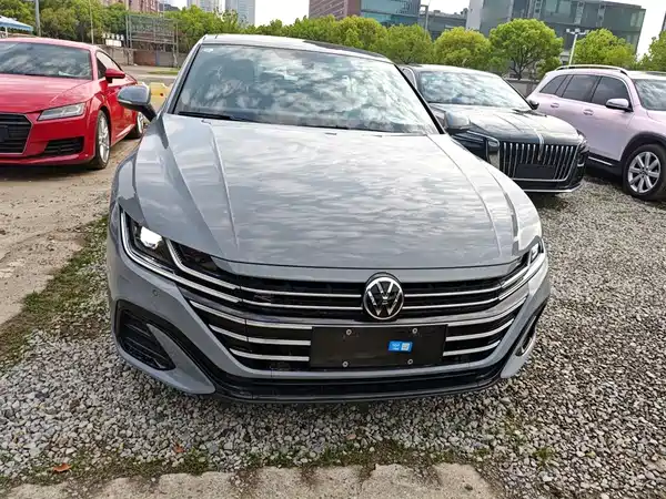 Volkswagen CC 2025