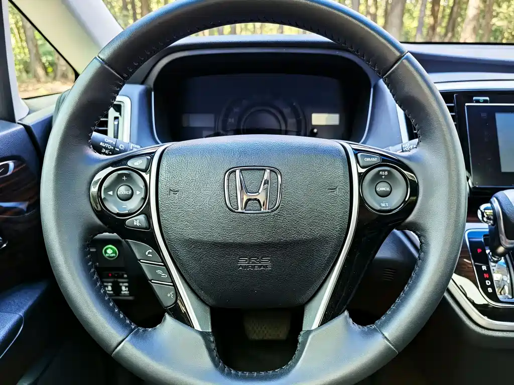 Honda Odyssey 2019 — фото 15