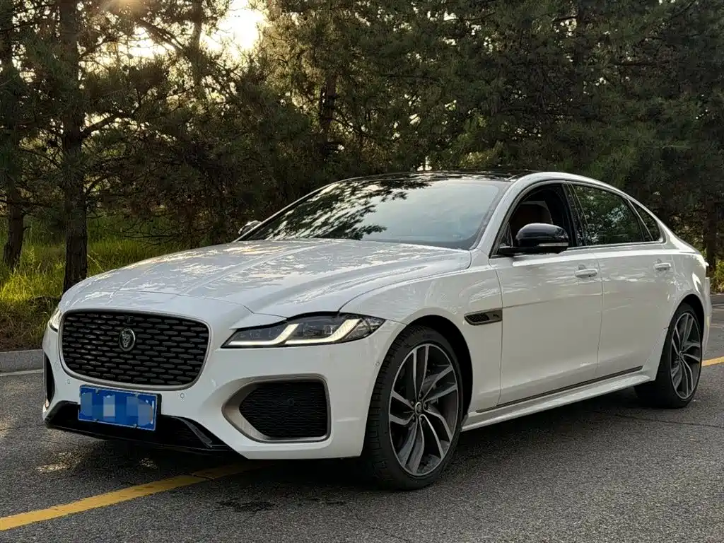Jaguar XFL 2024