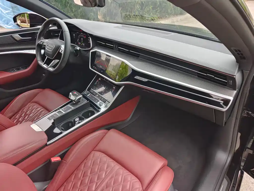 Audi A7L 2023 — фото 20