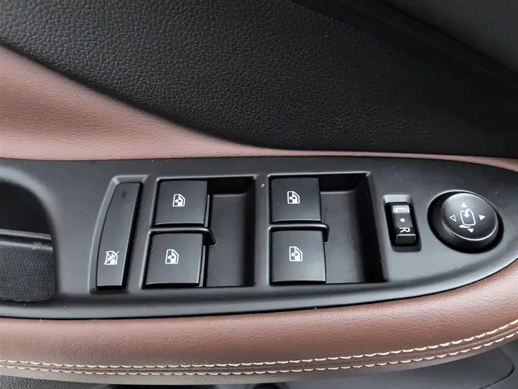 Buick Envision Plus 2015 — фото 9