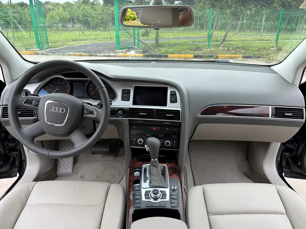 Audi A6L 2011