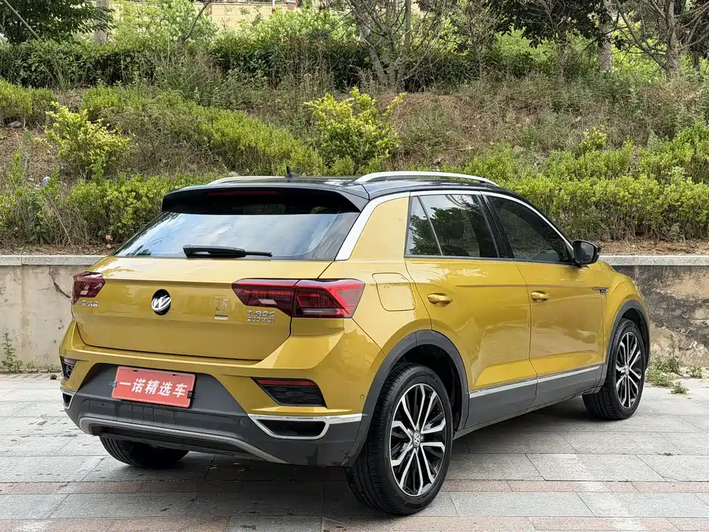 Volkswagen T-Roc 2018 — фото 2
