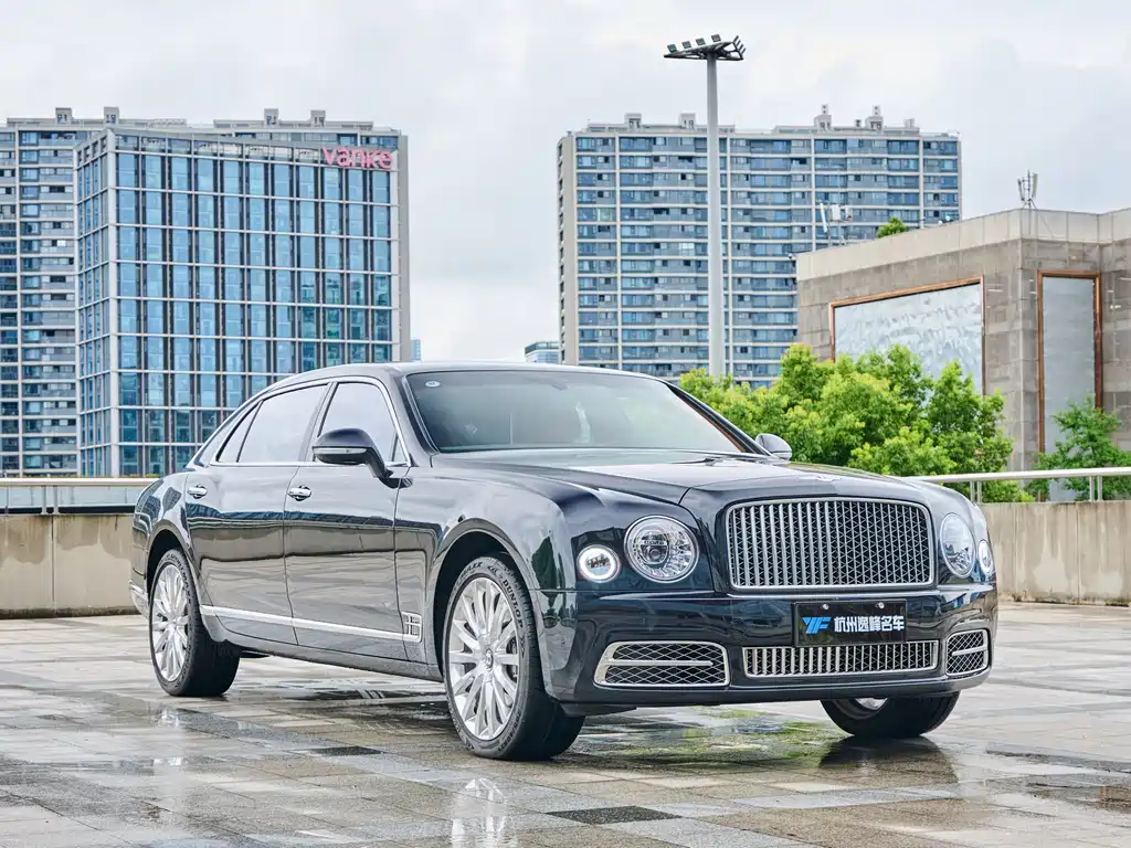 Bentley Mulsanne 2017 — фото 3