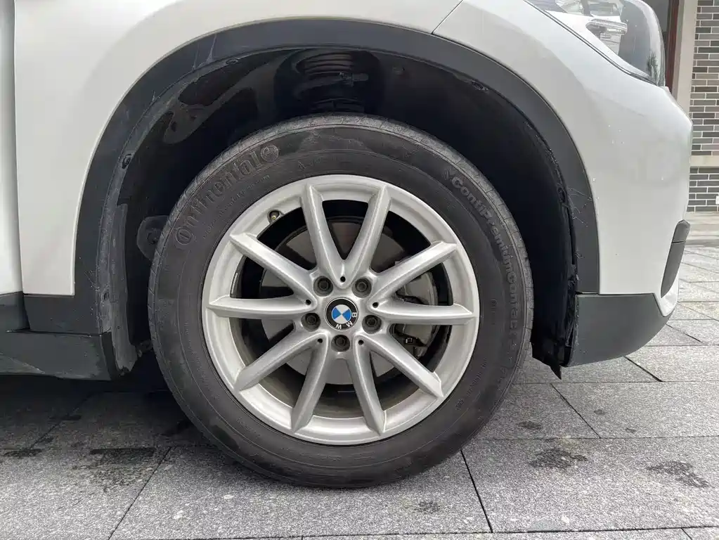 BMW X1 2018 — фото 18