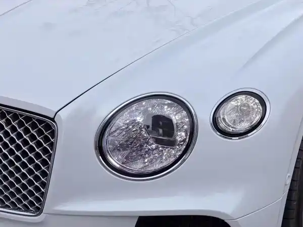 Bentley Continental 2024
