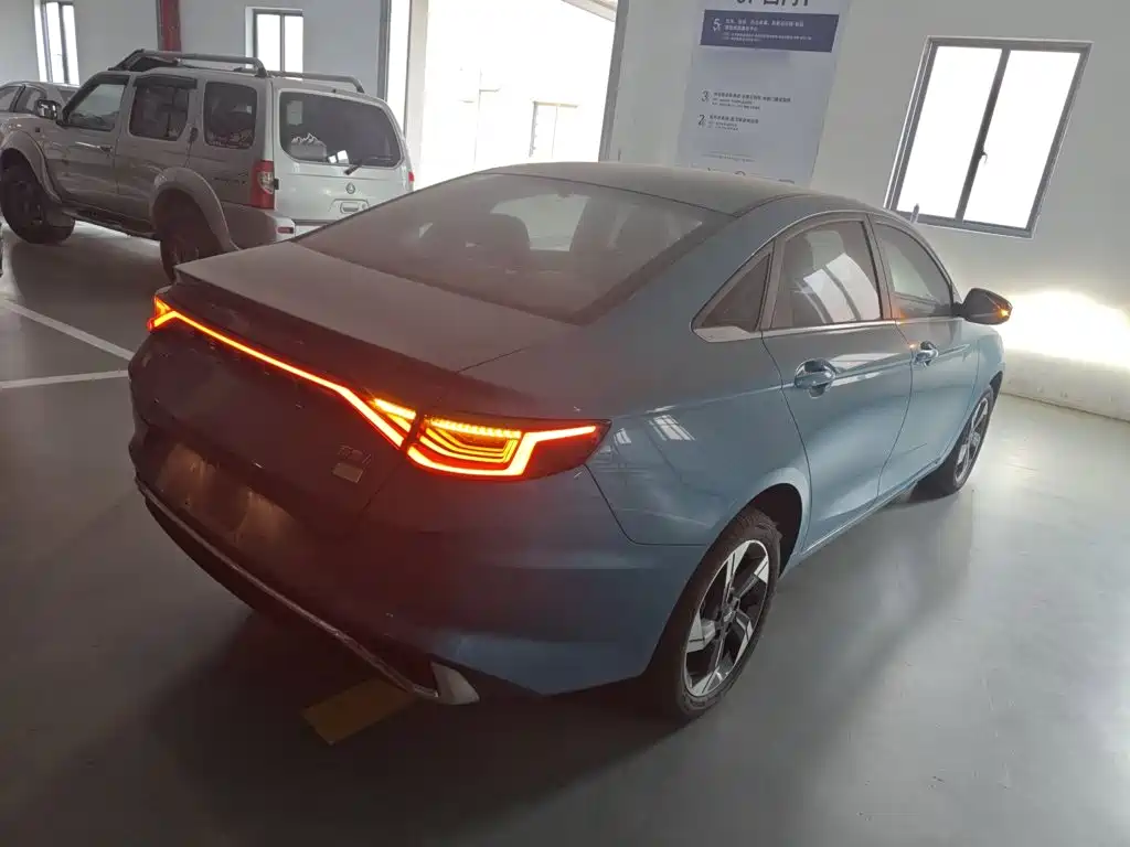 Geely Emgrand L Hip 2022 — фото 23
