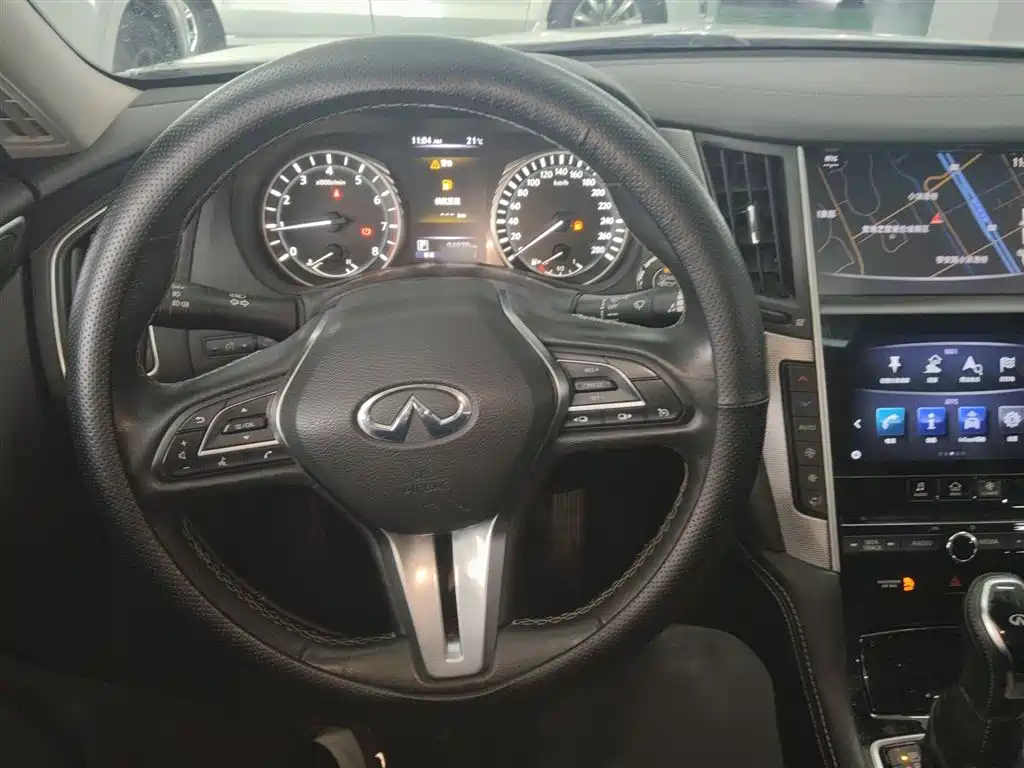 Infiniti Q50L 2019 — фото 11