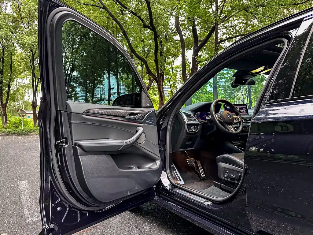 BMW X3 M40i 2025 — фото 13