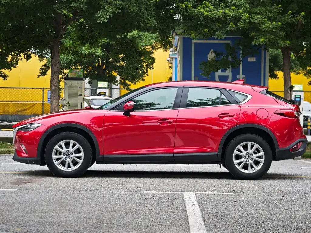 Mazda CX-4 2016 — фото 4