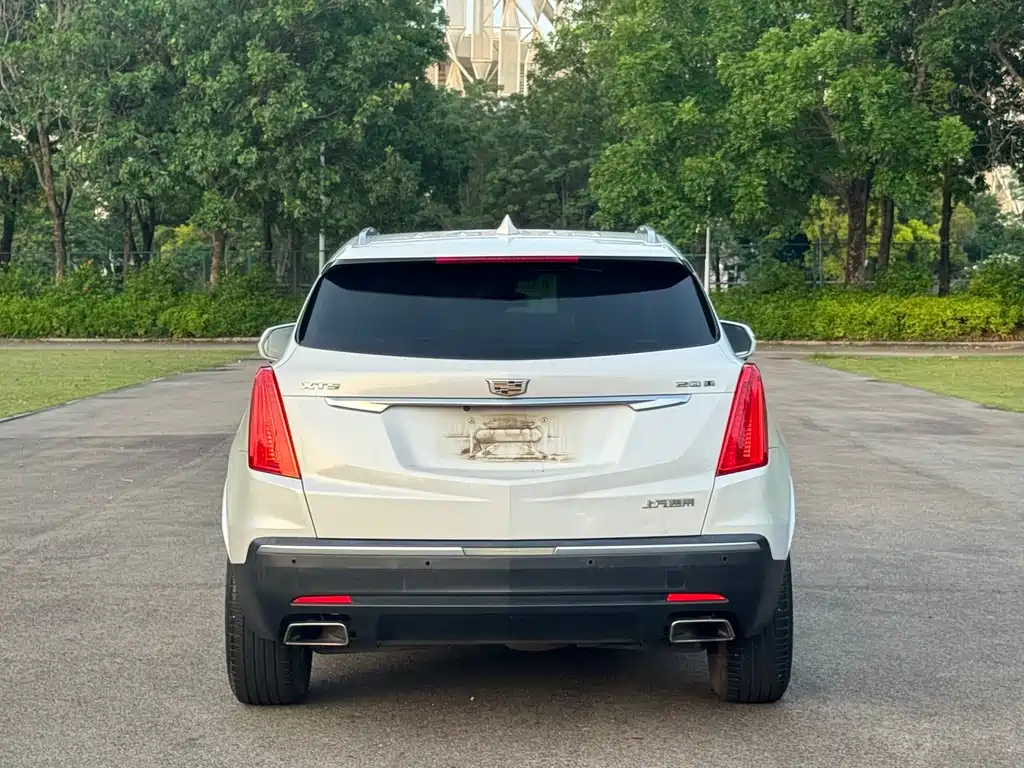 Cadillac XT5 2018 — фото 19