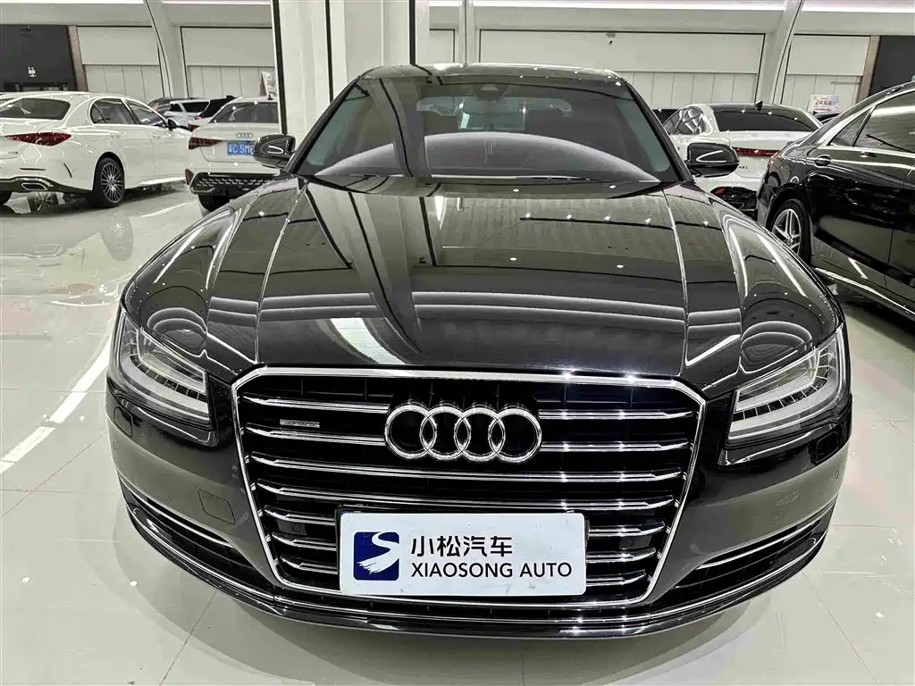 Audi A8 2014