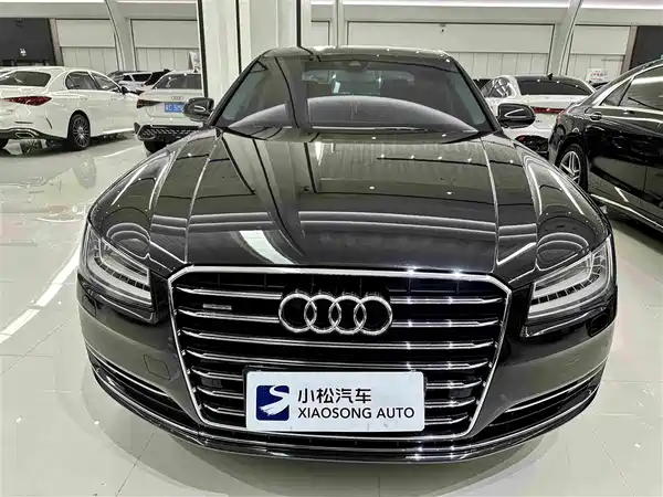 Audi A8 2014