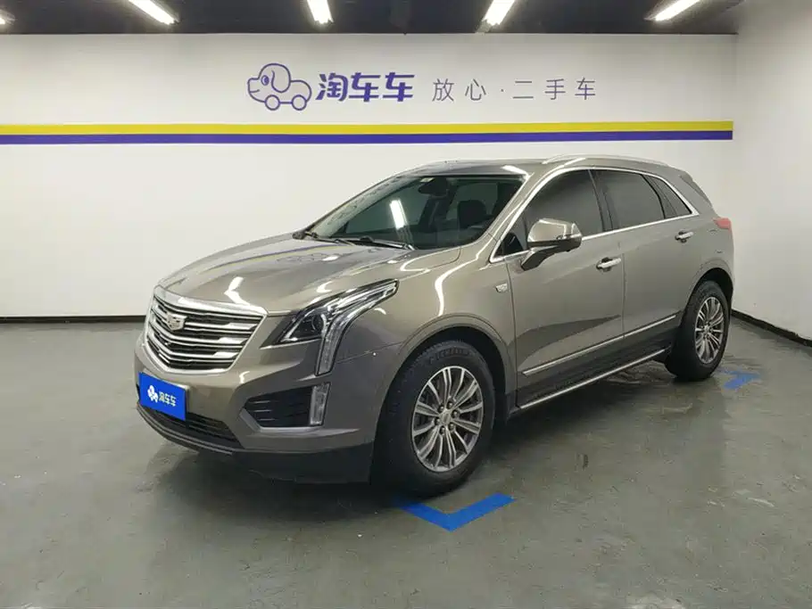 Cadillac XT5 2018 — фото 1