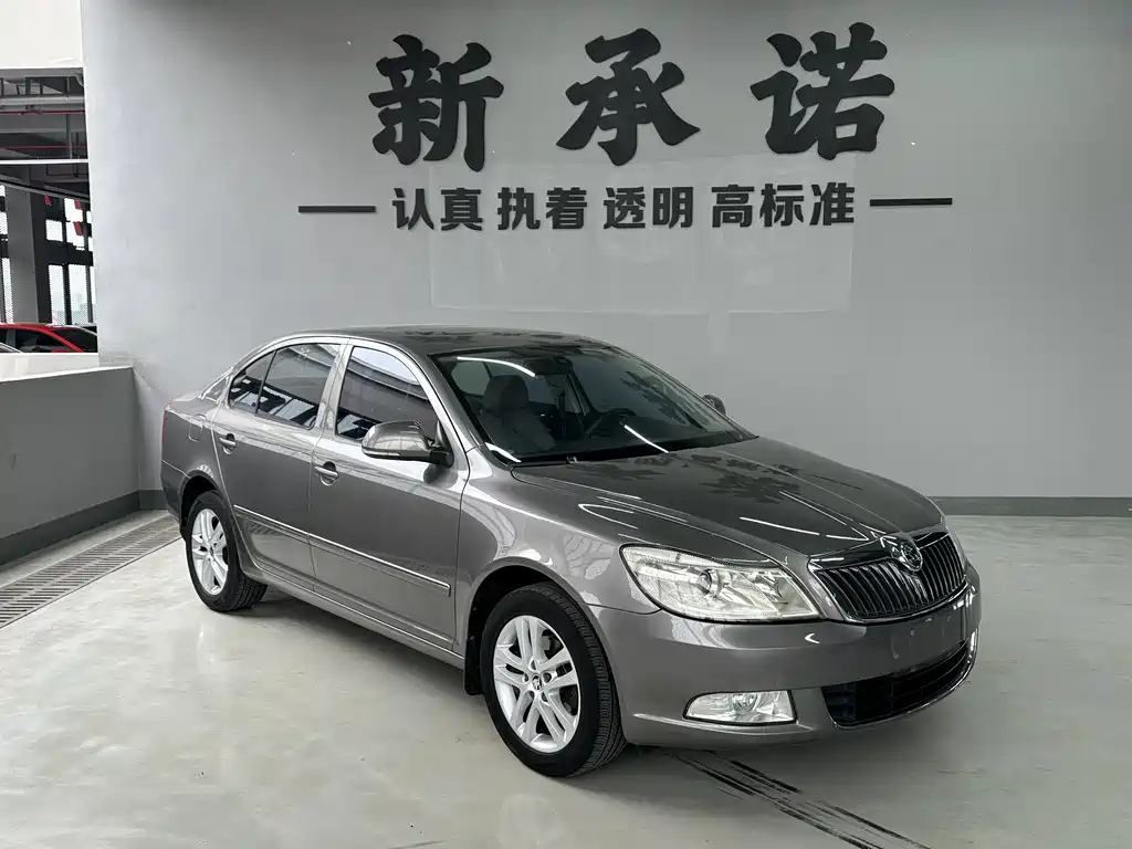 Skoda Octavia 2014 — фото 2