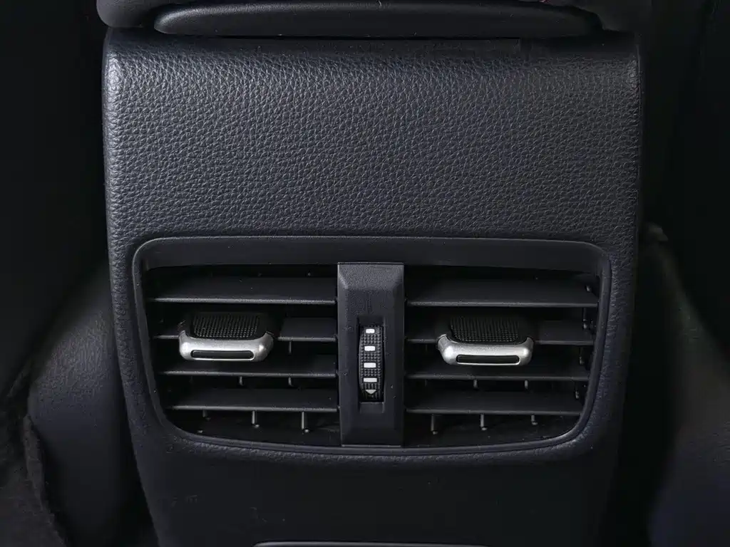 Toyota Levin 2022 — фото 16