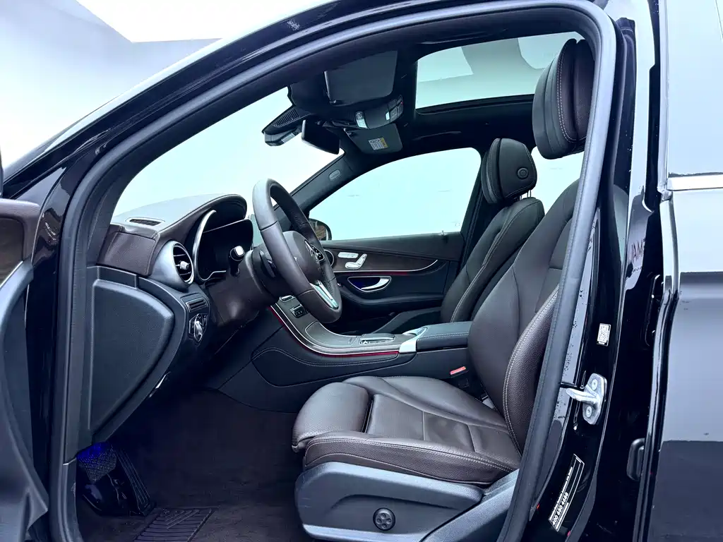 Mercedes-Benz GLC 2020 — фото 13