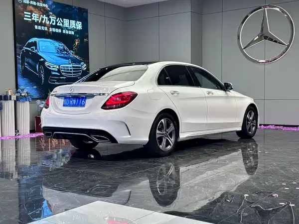 Mercedes-Benz C-Class 2021