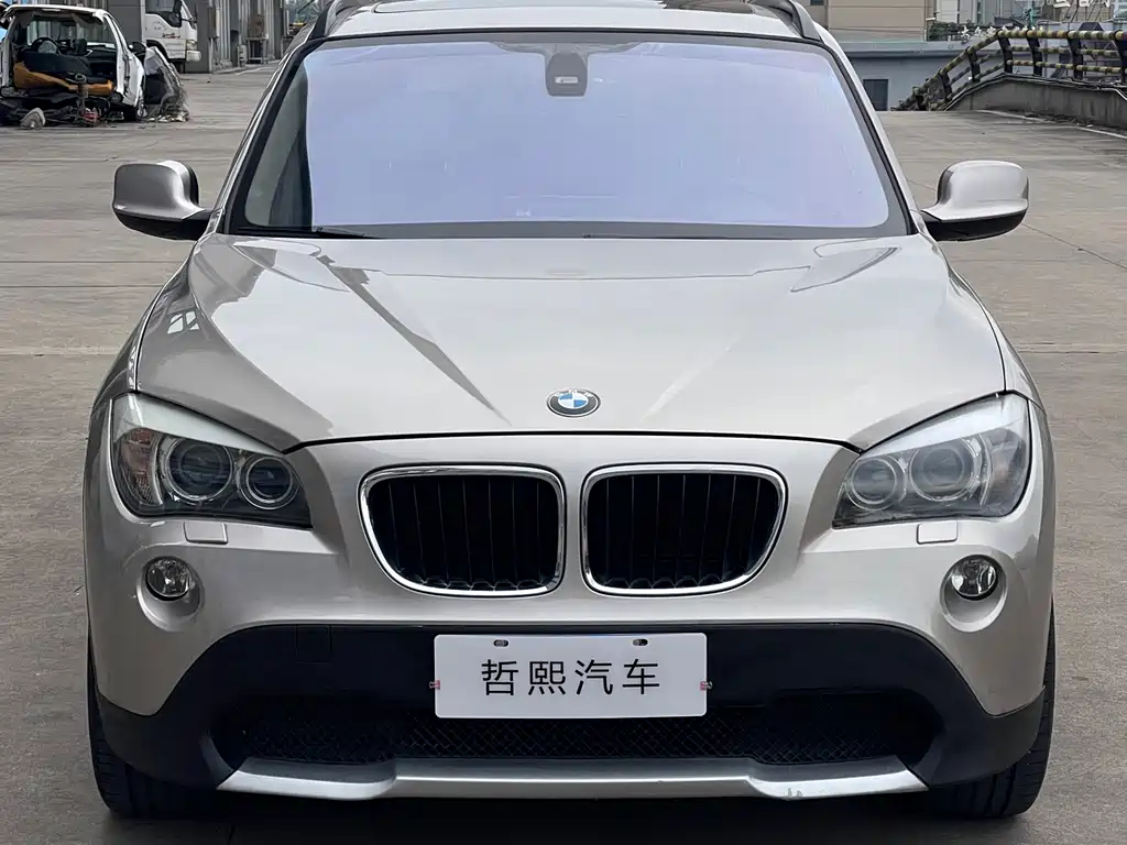 BMW X1 2011