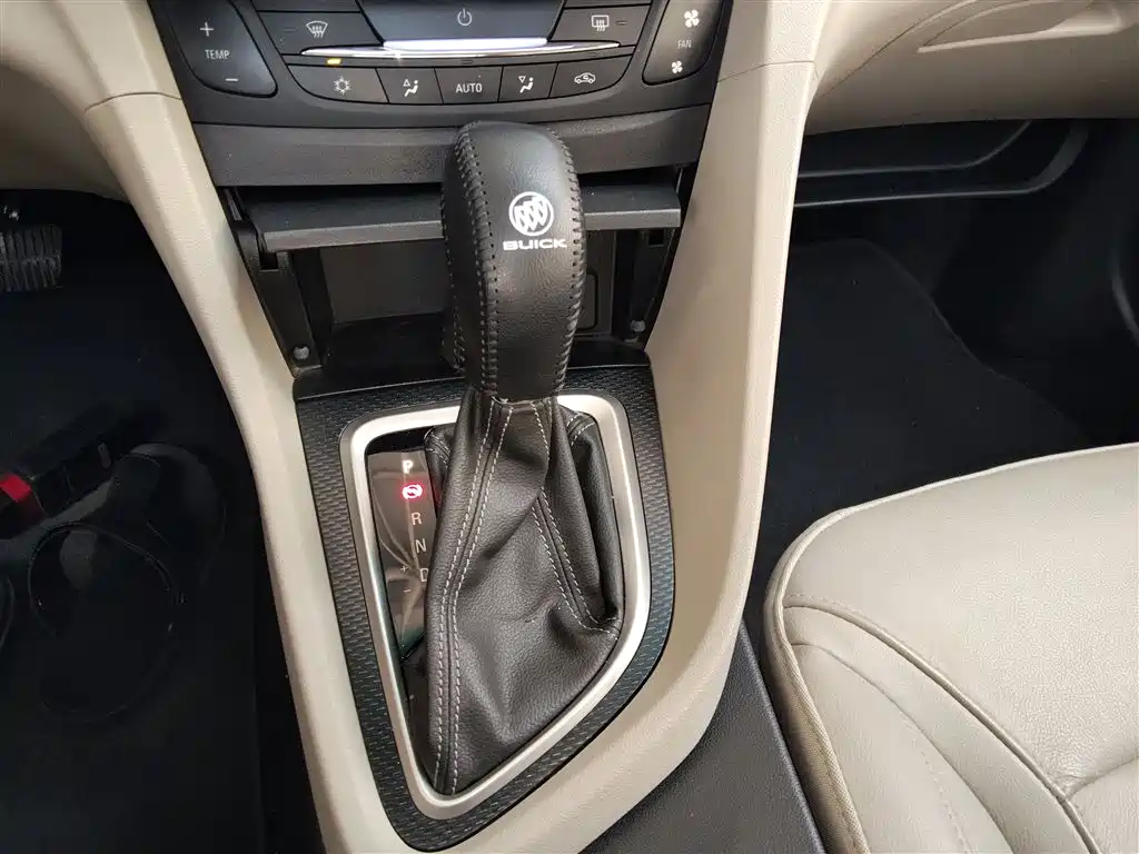 Buick Excelle 2020 — фото 14