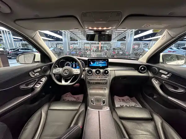 Mercedes-Benz C-Class 2021