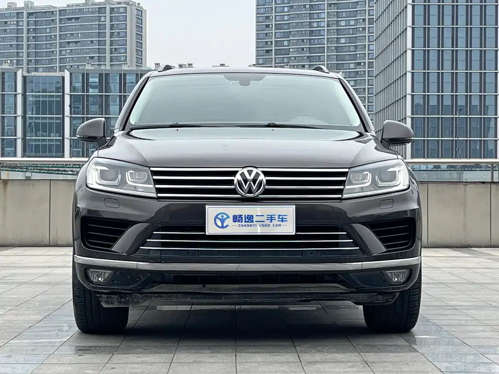 Volkswagen Touareg 2017 — фото 2