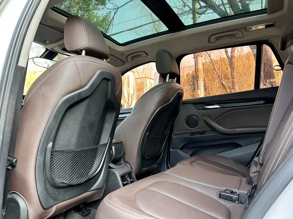 BMW X1 2019 — фото 14