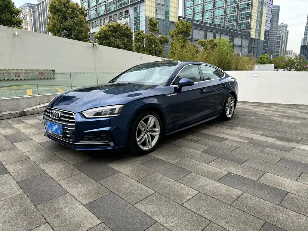 Audi A5 2017 — фото 1
