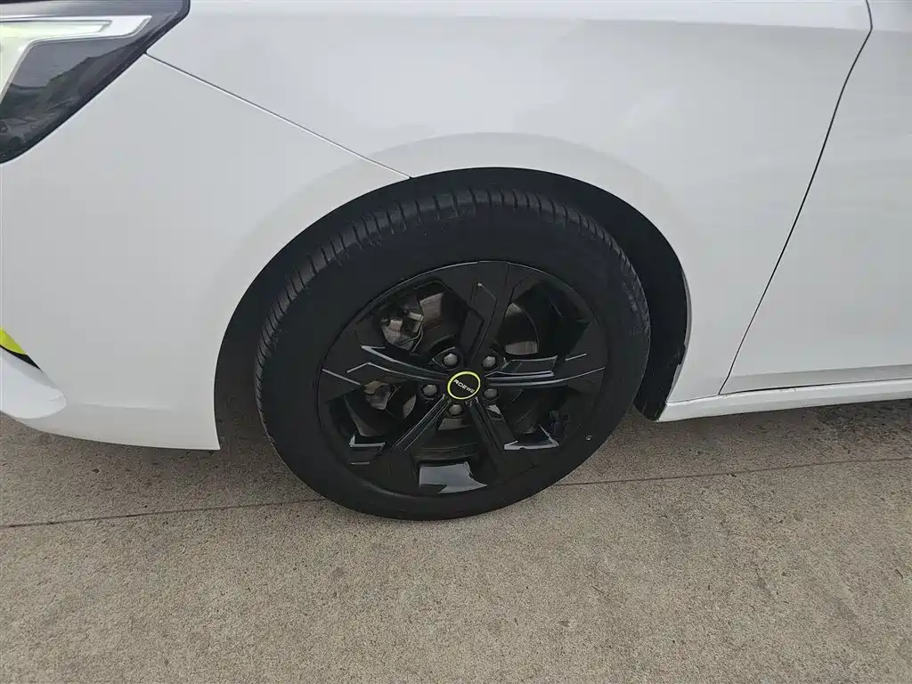 Roewe i6 MAX 2021 — фото 23