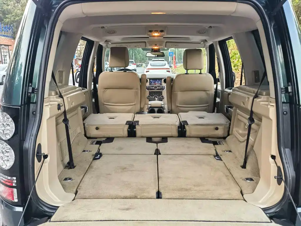 Land Rover Discovery 2013 — фото 12
