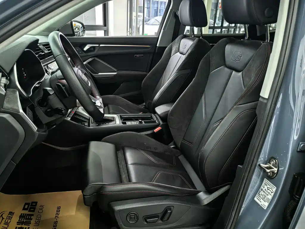 Audi Q3 Sportback 2021 — фото 15