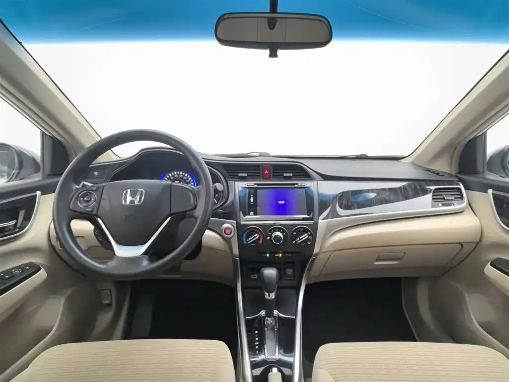 Honda Crider 2015