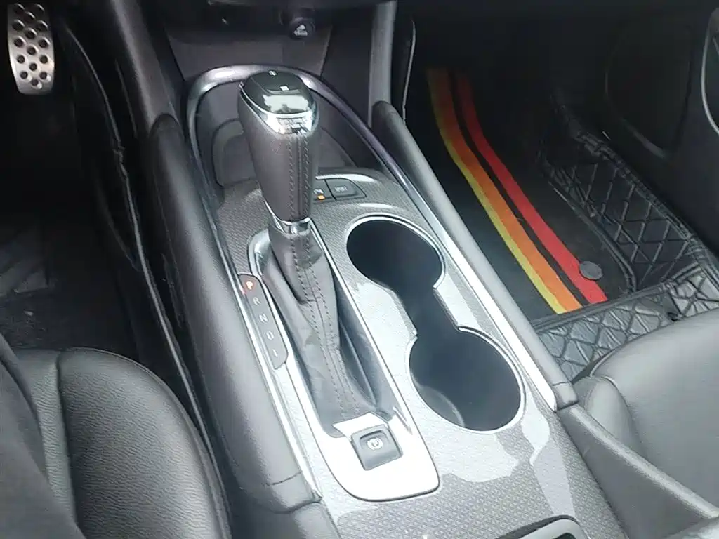 Chevrolet Malibu XL 2017 — фото 14