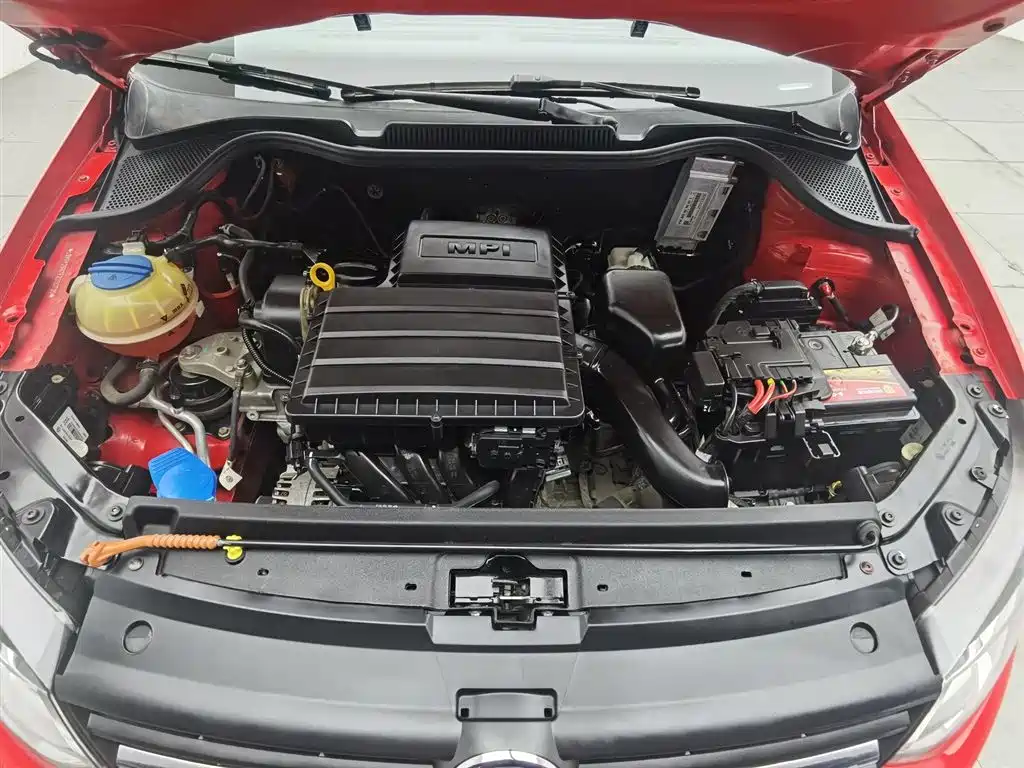 Volkswagen Polo 2015